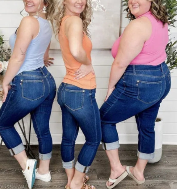 Haisley Mid Rise Blue Jean Capris (Single Item)
